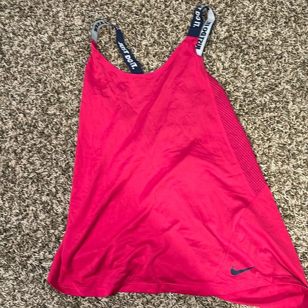 Nike women tank top criss cross straps medium